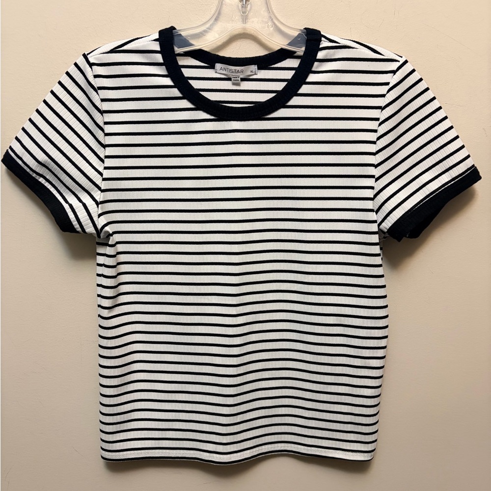 ANISTAR Black and White Striped Ribbed T-Shirt